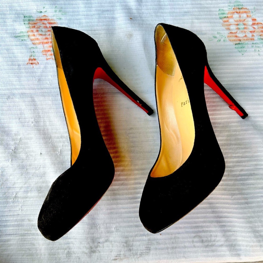 AUTHENTIC Christian LouBoutin Platform Pumps sz40